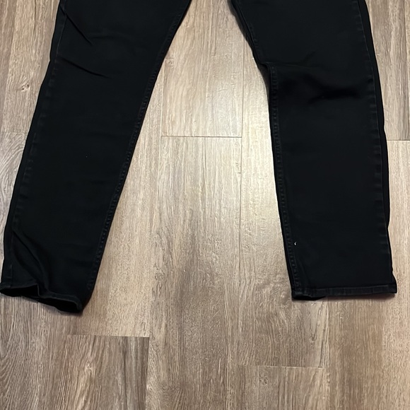 Arizona Women’s Black Jeans Size 19 - Picture 4 of 6